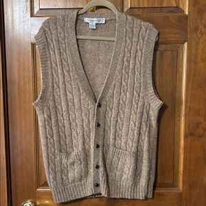 Starford Beige 100% Shetland Wool Cable Knit Sweater Vest